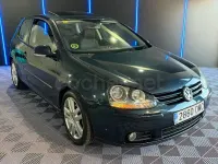 Usado VW Golf IV Highline 140 CV (102 kW) 2005 Azul Berlina