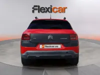 Usado Citroën C4 Feel 110 CV (80 kW) 2015 Rojo Berlina