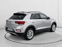 Usado VW T-Roc Life 116 CV (85 kW) 2022 Gris SUV
