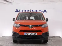 Usado Toyota Proace Verso City 130 CV (95 kW) 2023 Rojo Familiar