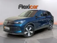 Usado VW Tiguan Life 150 CV (110 kW) 2024 Azul SUV