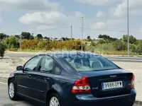 Usado Volvo S40 Momentum 140 CV (102 kW) 2005 Azul Berlina