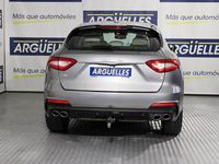 Usado Maserati Levante 350 CV (257 kW) 2019 Gris SUV