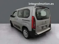 Usado Citroën Berlingo Feel 102 CV (75 kW) 2022 Gris Monovolumen