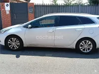 Usado Kia Ceed Sportswagon 128 CV (94 kW) 2015 Blanco Familiar