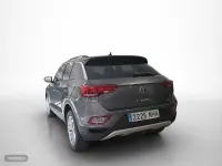 Usado VW T-Roc Life 150 CV (110 kW) 2025 Gris SUV