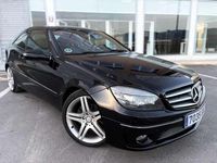 Usado Mercedes C220 150 CV (110 kW) 2009 Negro Coupe