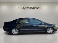 Usado VW Passat Highline 140 CV (102 kW) 2008 Negro Berlina