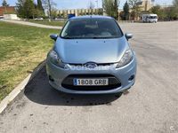 Usado Ford Fiesta Titanium 90 CV (66 kW) 2009 Azul Utilitario