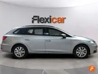 Usado Seat Leon Style 115 CV (84 kW) 2020 Gris Familiar