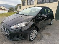 Usado Ford Fiesta Trend 75 CV (55 kW) 2013 Negro Utilitario