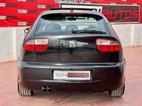 Usado Seat Leon FR 150 CV (110 kW) 2004 Negro Utilitario