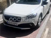 Usado Volvo V40 CC 120 CV (88 kW) 2018 Blanco Familiar