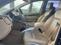 Usado Mercedes R500 306 CV (225 kW) 2006 Azul Monovolumen
