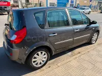 Usado Renault Scénic II Dynamique 110 CV (80 kW) 2007 Negro Monovolumen