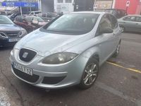 Usado Seat Altea Reference 105 CV (77 kW) 2008 Gris / plata Monovolumen