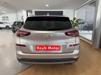 Usado Hyundai Tucson 116 CV (85 kW) 2019 Burdeos SUV