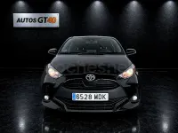 Usado Toyota Yaris 125 CV (91 kW) 2023 Negro Utilitario