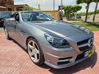 Usado Mercedes SLK200 AMG line 184 CV (135 kW) 2013 Gris / plata Descapotable