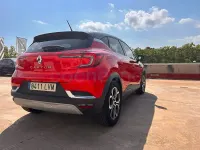 Usado Renault Captur Zen 140 CV (102 kW) 2021 Rojo SUV