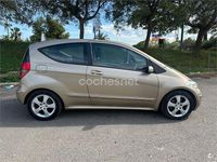 Usado Mercedes A180 Avantgarde 109 CV (80 kW) 2005 Beige Berlina