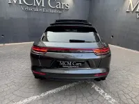 Usado Porsche Panamera Turbo Sport Turismo Sport Turismo 550 CV (404 kW) 2018 Gris Familiar