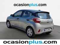 Usado Hyundai i10 67 CV (49 kW) 2022 Gris Utilitario