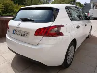 Usado Peugeot 308 Access 100 CV (73 kW) 2019 Blanco Berlina