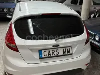 Usado Ford Fiesta Trend 68 CV (50 kW) 2009 Blanco Berlina
