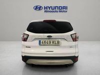 Usado Ford Kuga Titanium 150 CV (110 kW) 2018 Blanco SUV