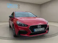 Usado Hyundai i30 N Line 120 CV (88 kW) 2019 Rojo Berlina