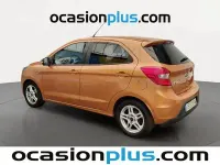 Usado Ford Ka Plus Ultimate 85 CV (62 kW) 2017 Marrón Utilitario
