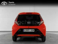 Usado Toyota Aygo X-cite 69 CV (50 kW) 2015 Naranja Utilitario