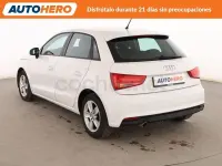 Usado Audi A1 Sportback Attraction 90 CV (66 kW) 2017 Blanco Utilitario