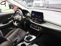 Usado Hyundai i30 120 CV (88 kW) 2024 Rojo