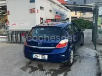 Usado Opel Astra Enjoy 105 CV (77 kW) 2004 Azul Berlina
