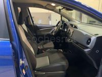 Usado Toyota Yaris Active 69 CV (50 kW) 2019 Azul Berlina