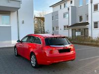 Usado Opel Insignia Sportive 160 CV (117 kW) 2013 Rojo Familiar