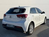 Usado Kia Rio 84 CV (61 kW) 2020 Blanco Berlina