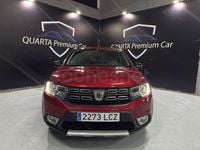 Usado Dacia Sandero Essentiel 90 CV (66 kW) 2019 Granate Berlina