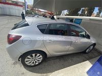Usado Opel Astra Sport 110 CV (80 kW) 2011 Gris / plata Berlina