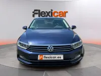 Usado VW Passat Advance 150 CV (110 kW) 2017 Azul Berlina