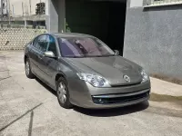 Usado Renault Laguna III Dynamique 150 CV (110 kW) 2010 Granate Berlina