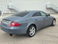 Usado Mercedes CLS320 224 CV (164 kW) 2007 Azul Berlina