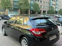 Używany Citroën C4 Live 99 KM (72 kW) 2016 Czarny Sedan/Limuzyna