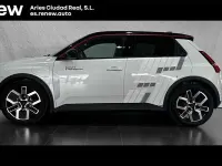 Usado Renault 5 E-Tech Techno 88 kW (120 CV) 2025 Blanco Berlina