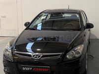 Usado Hyundai i30 Classic 109 CV (80 kW) 2010 Negro Berlina