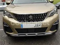 Usado Peugeot 3008 Allure 130 CV (95 kW) 2017 Beige SUV