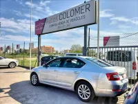 Usado Skoda Octavia Elegance 105 CV (77 kW) 2015 Gris / plata Familiar