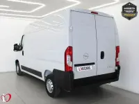 Usado Opel Movano 120 CV (88 kW) 2023 Blanco Berlina